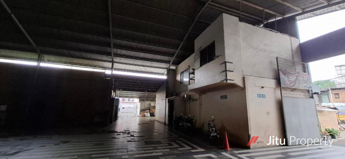 Gudang Aktif Expedisi Jl. KS Tubun Palmerah Slipi Jakarta Barat