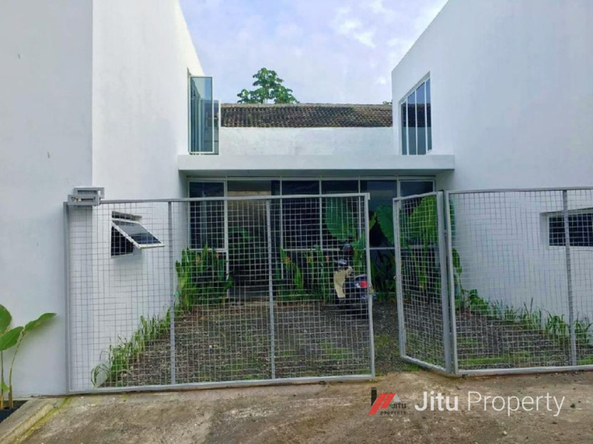 Rumah gaya Industrial green 2 lantai limited shm Bojonggede