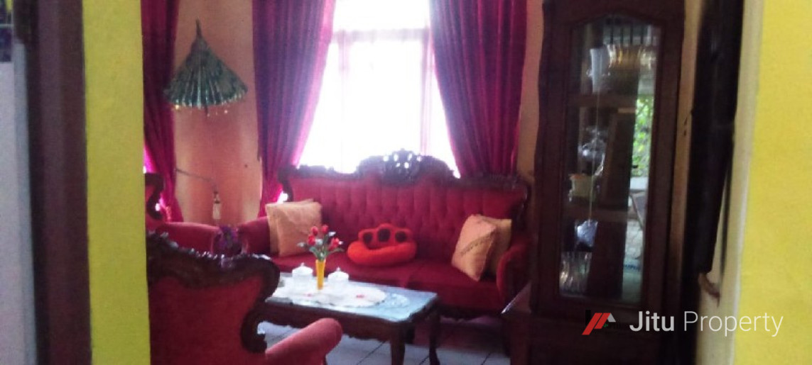 Rumah Dan Kontrakan 8 Pintu Harga Dibawah Pasar Cimayang Bogor