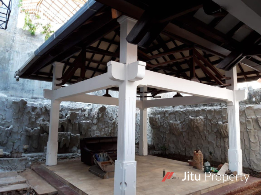 Dijual Rumah Second Lokasi Straregis di Bintaro Utara, Jakarta Selatan