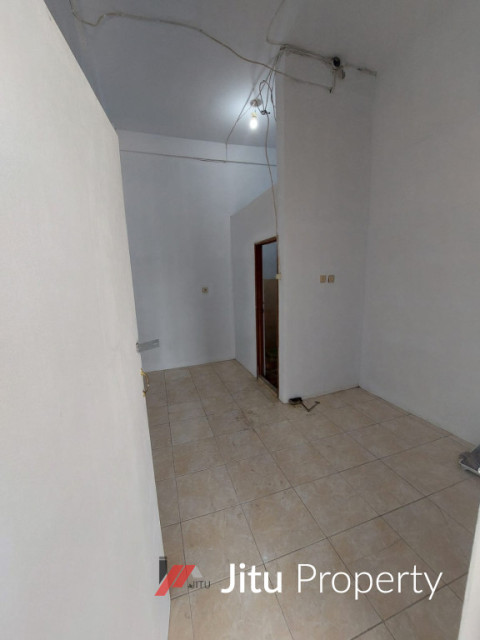 DISEWAKAN TOKO / TEMPAT USAHA 1 LANTAI SIAP PAKAI!