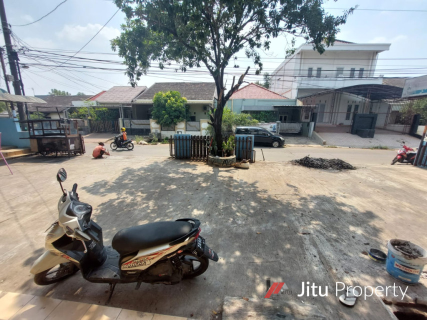 DISEWAKAN TOKO / TEMPAT USAHA 1 LANTAI SIAP PAKAI!