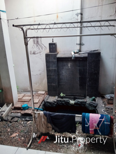Dijual Rumah Dan Warung di Lokasi Strategis Kawasan Elit CIMAHI