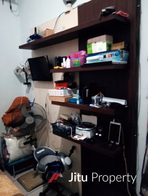 Dijual Rumah Dan Warung di Lokasi Strategis Kawasan Elit CIMAHI