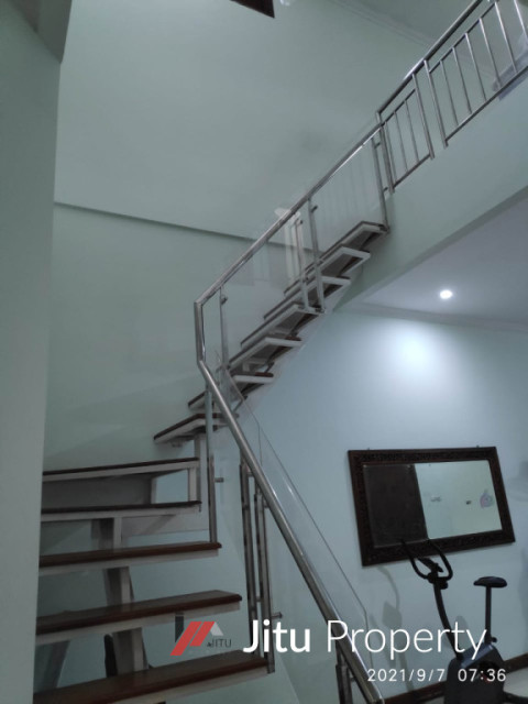 Dijual Rumah Tingkat Gema Pesona Estate Kawasan Elit Depok