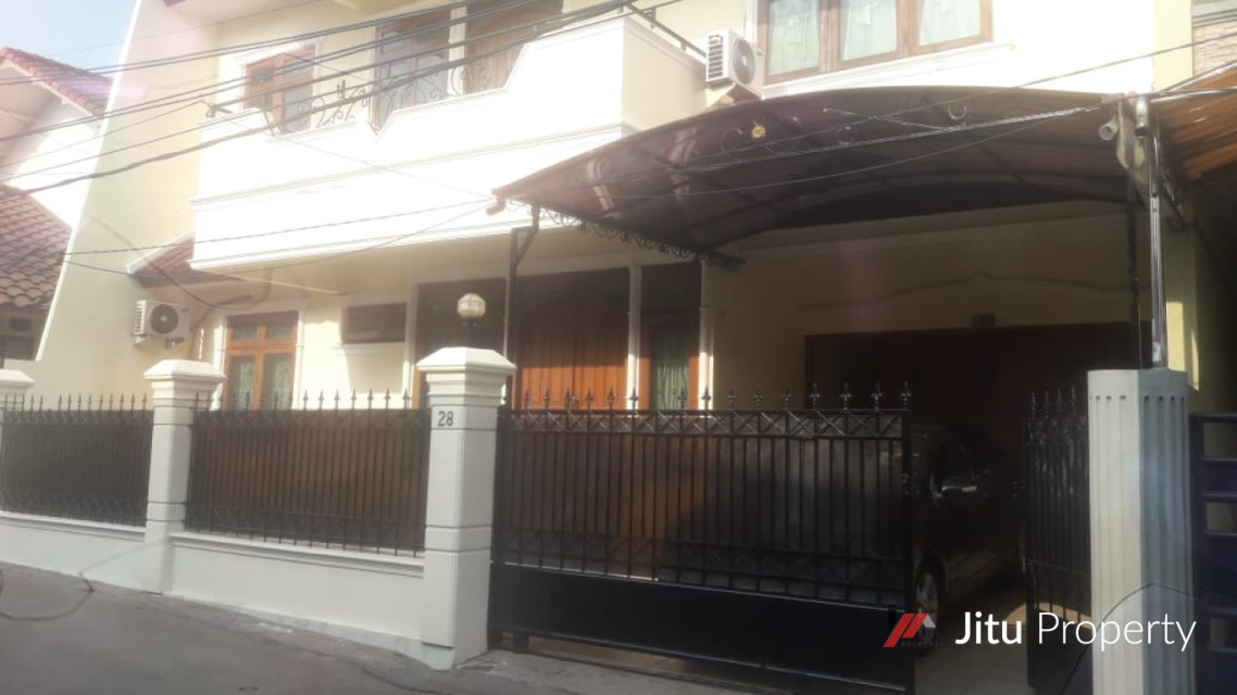 Rumah mewah 2lt Jati Cempaka Pondok Gede Kota Bekasi