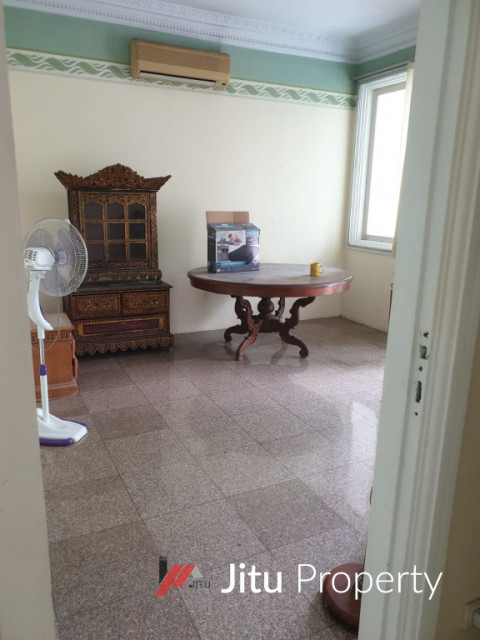Dijual Rumah asri di lingkungan hijau di dalam townhouse
