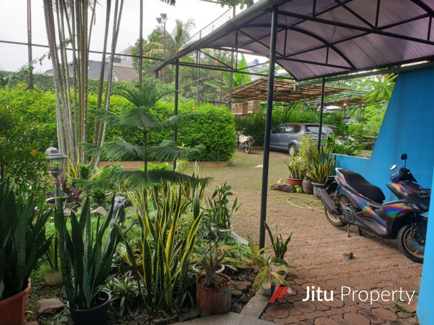 Dijual Rumah asri di lingkungan hijau di dalam townhouse