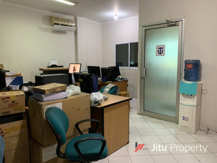 3 LT, Hadap Barat, Ruko Kirana, Ruko di Kelapa Gading, Jakarta Utara