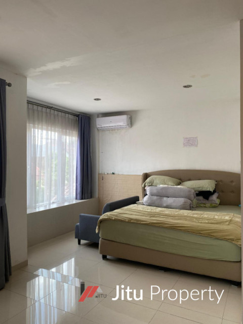 Hot Sale Rumah Raffles Hills Cibubur, Jl. Alternative Cibubur Km.1 