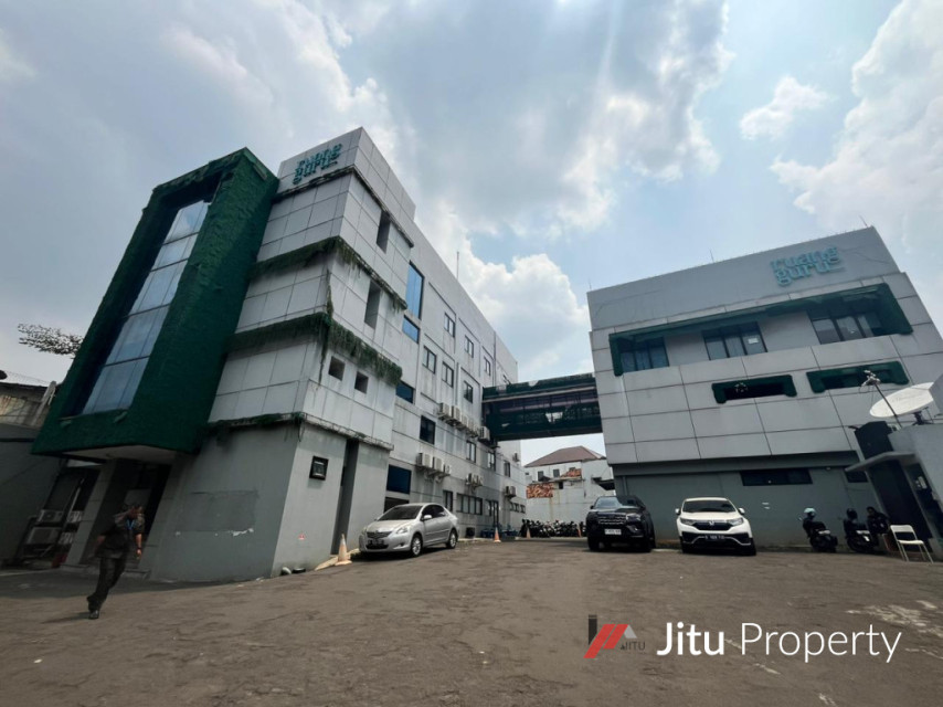 Dijual Kantor Strategis 4 Lantai Tebet Jakarta Selatan