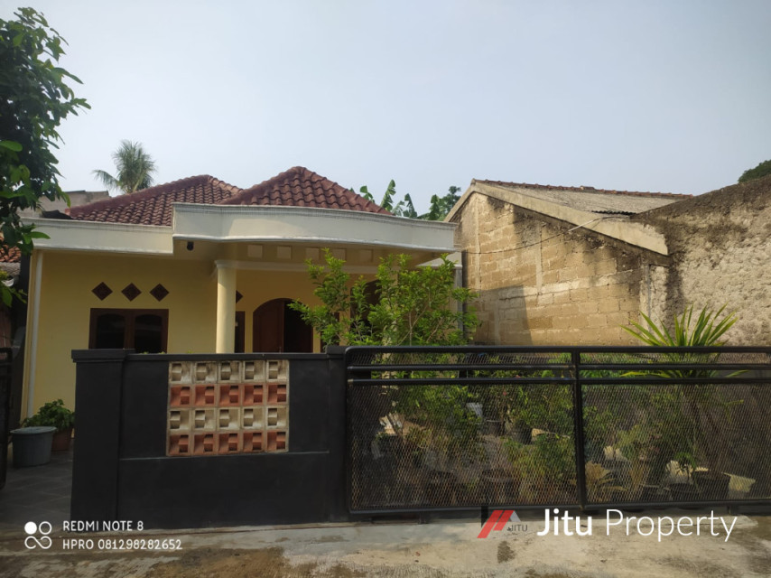 Rumah Asri dan Bagus Lt 200 m2 dekat Grand Depok CIty