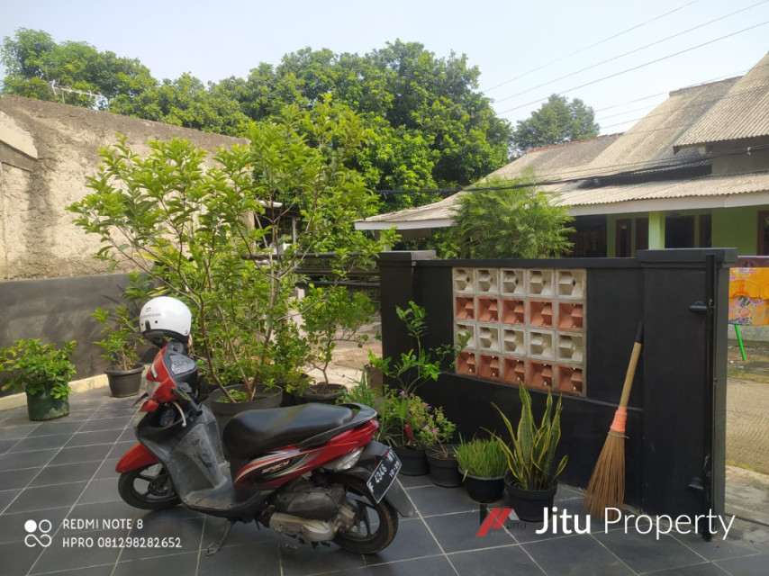 Rumah Asri dan Bagus Lt 200 m2 dekat Grand Depok CIty